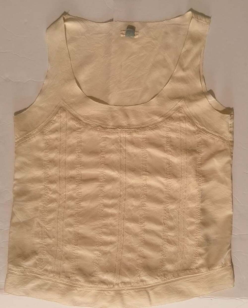 Fossil Women's Cream Textured Tank Top with Scalloped Neckline Size S